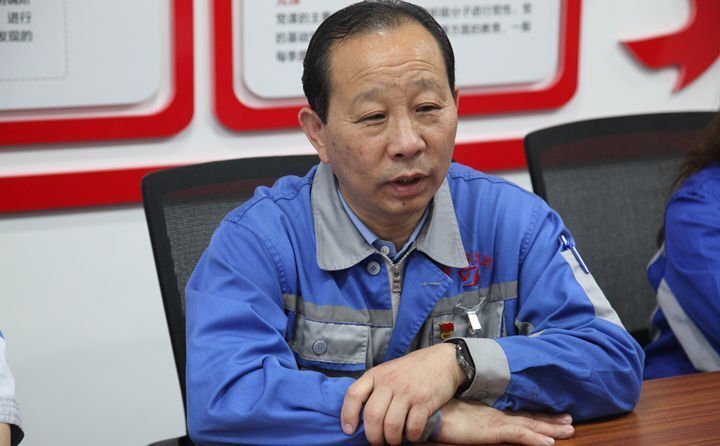 爭做社區(qū)“好幫手”、群眾“貼心人”